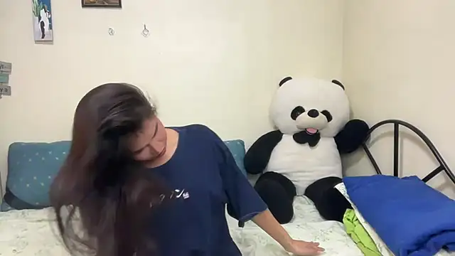 Snapshot of rihanna22 chatting on November 17, 2025, 1:48 pm rihanna22 online show from November 17, 2025, 1:48 pm