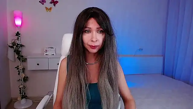 wendifoste online show from November 11, 2025, 6:36 pm