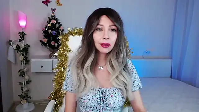 Snapshot of wendifoste chatting on December 25, 2024, 8:07 pm wendifoste online show from December 25, 2024, 8:07 pm