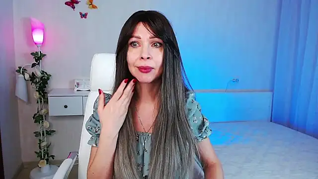 Snapshot of wendifoste chatting on January 17, 2025, 9:28 pm wendifoste online show from January 17, 2025, 9:28 pm