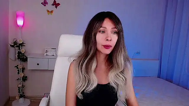 wendifoste online show from November 6, 2025, 6:34 pm