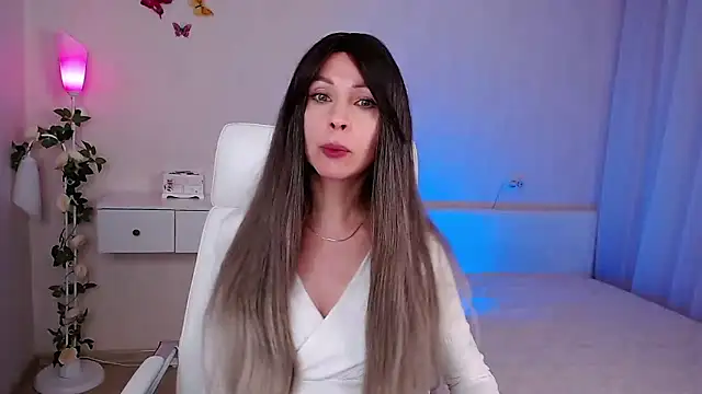 Snapshot of wendifoste chatting on January 31, 2025, 8:33 pm wendifoste online show from January 31, 2025, 8:33 pm