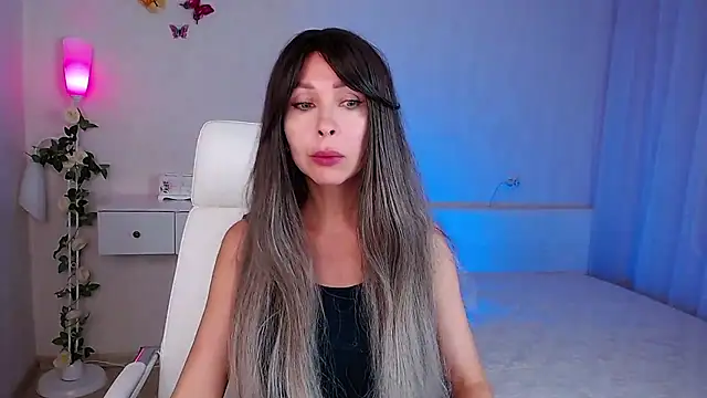 Snapshot of wendifoste chatting on October 13, 2025, 1:02 pm wendifoste online show from October 13, 2025, 1:02 pm