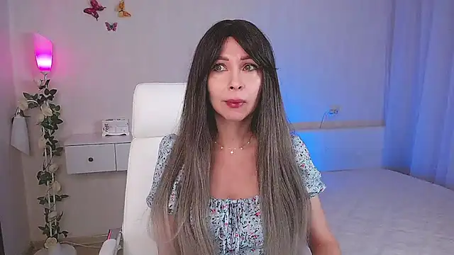 Snapshot of wendifoste chatting on February 11, 2025, 6:01 pm wendifoste online show from February 11, 2025, 6:01 pm