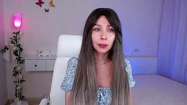 Snapshot of wendifoste chatting on March 10, 2025, 9:18 pm wendifoste online show from March 10, 2025, 9:18 pm