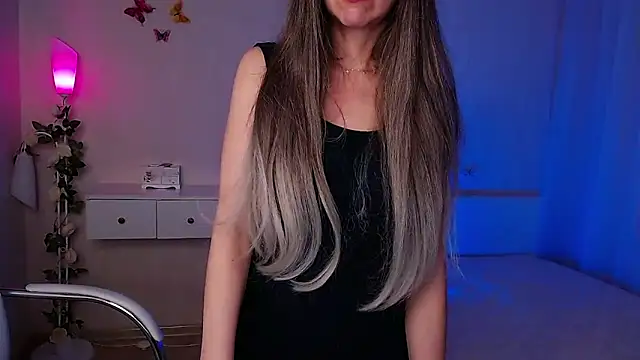 Snapshot of wendifoste chatting on February 13, 2025, 10:00 pm wendifoste online show from February 13, 2025, 10:00 pm