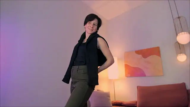 LorenDaze online show from December 2, 2025, 1:57 pm