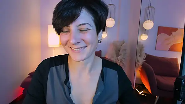 LorenDaze online show from October 15, 2025, 2:14 pm