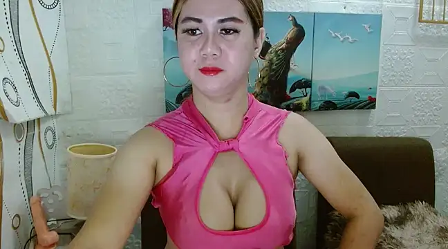 Snapshot of DreamAngelTrans chatting on March 3, 2025, 5:20 pm DreamAngelTrans online show from March 3, 2025, 5:20 pm