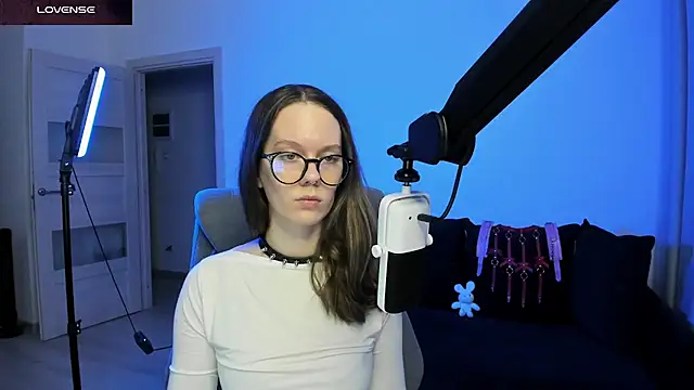 DivineBite online show from March 6, 2026, 4:35 pm