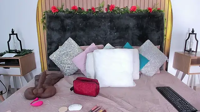 Snapshot of Karlagonzales_ chatting on March 3, 2026, 6:48 pm Karlagonzales online show from March 3, 2026, 6:48 pm