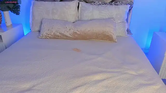 malaia hills online show from March 18, 2026, 6:42 pm