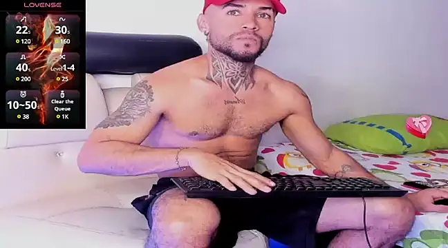 Snapshot of yomo95 chatting on January 24, 2025, 8:53 pm yomo95 online show from January 24, 2025, 8:53 pm