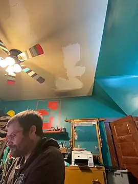 Snapshot of charactrzero chatting on January 11, 2026, 3:35 am charactrzero online show from January 11, 2026, 3:35 am