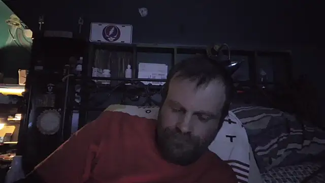 Snapshot of charactrzero chatting on December 16, 2025, 10:47 pm charactrzero online show from December 16, 2025, 10:47 pm