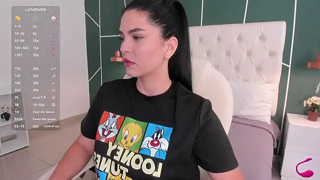 Veronicalanx1 online show from October 31, 2025, 12:13 pm