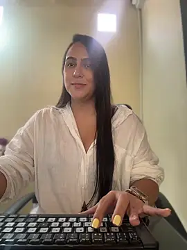 Snapshot of kendall_52 chatting on May 26, 2026, 3:43 pm kendall 52 online show from May 26, 2026, 3:43 pm