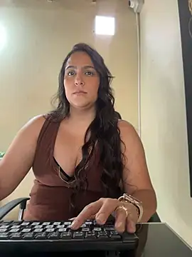 Snapshot of kendall_52 chatting on July 6, 2026, 2:46 pm kendall 52 online show from July 6, 2026, 2:46 pm