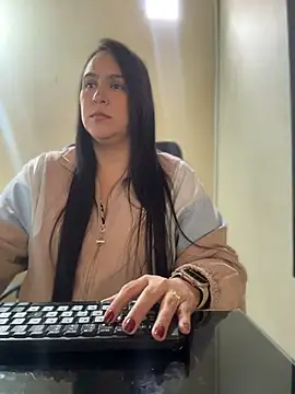 Snapshot of kendall_52 chatting on April 29, 2026, 2:43 pm kendall 52 online show from April 29, 2026, 2:43 pm