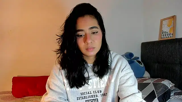 valeryvegas 2 online show from April 16, 2026, 3:40 am