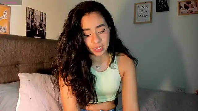 valeryvegas 2 online show from September 19, 2025, 2:48 am