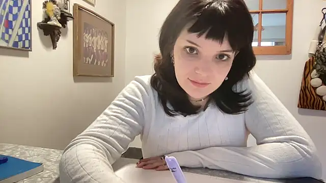 SweetMaisie online show from October 21, 2025, 6:40 pm