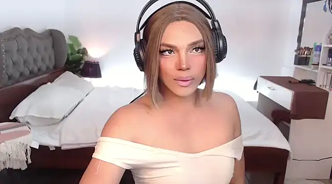 liaa lurrecams online show from February 20, 2025, 2:02 pm