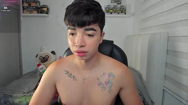 santy7v7 online show from April 4, 2026, 1:17 pm