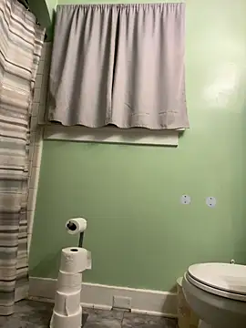 DAJ4002 online show from February 18, 2026, 1:36 am