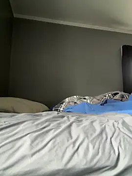 DAJ4002 online show from April 5, 2026, 5:30 pm