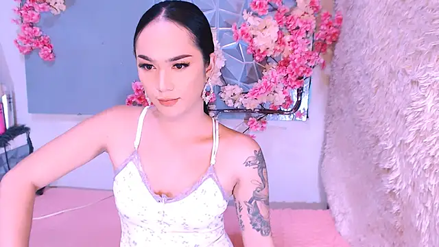 Snapshot of Oriental_Tiara chatting on January 18, 2026, 3:10 am Oriental Tiara online show from January 18, 2026, 3:10 am