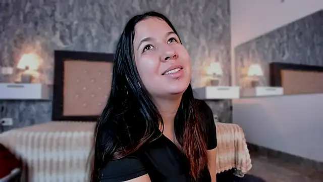 Snapshot of Lia_sarahi chatting on October 18, 2025, 11:34 am Lia sarahi online show from October 18, 2025, 11:34 am