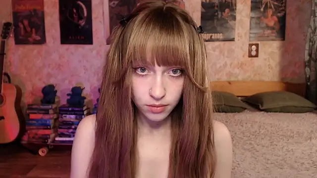 Friendly Ellie online show from June 4, 2026, 12:15 am