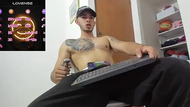 freestyle blake1 online show from March 14, 2025, 8:28 pm