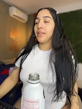 Amandanauty online show from January 7, 2026, 5:12 am