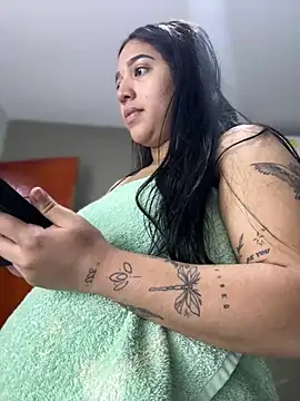 Amandanauty online show from January 26, 2025, 4:09 pm