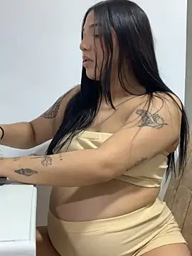 Amandanauty online show from February 8, 2025, 3:30 am