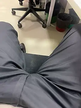 Snapshot of Bareilly_Boy1 chatting on February 10, 2025, 11:36 am Bareilly Boy1 online show from February 10, 2025, 11:36 am