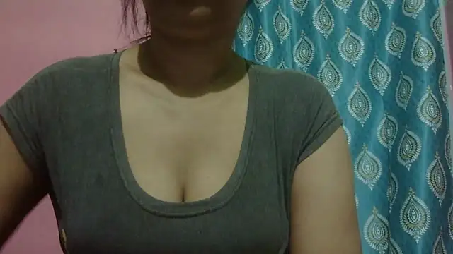 Snapshot of AVNI09- chatting on February 2, 2026, 12:04 pm AVNI09- online show from February 2, 2026, 12:04 pm