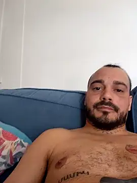 Douggy26 online show from May 9, 2026, 1:36 pm