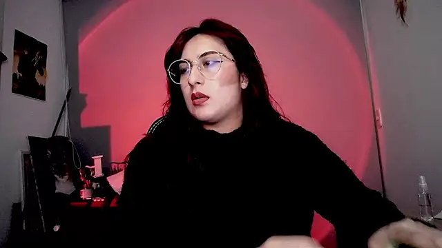 Scarlett Sen online show from November 19, 2025, 1:44 pm