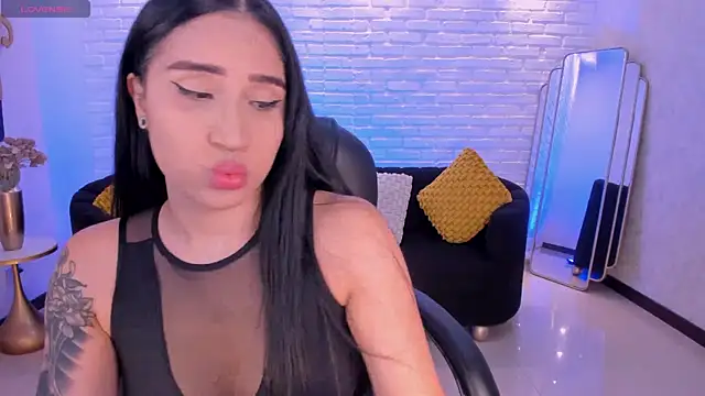 NickyLawson online show from November 1, 2025, 5:14 am