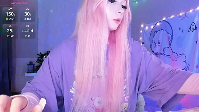 Snapshot of Misty_Shadow chatting on April 25, 2026, 10:40 pm Misty Shadow online show from April 25, 2026, 10:40 pm