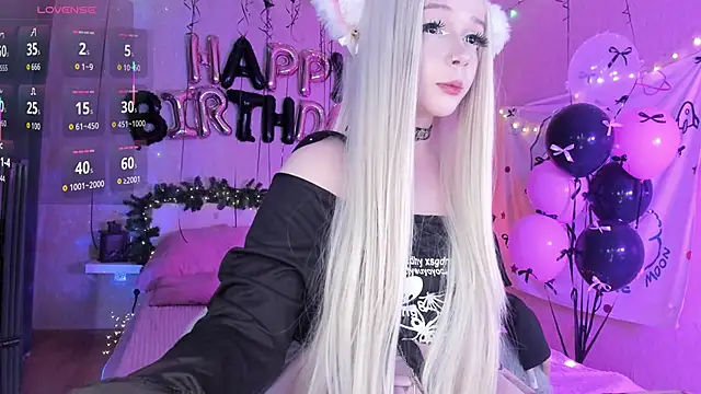 Snapshot of Misty_Shadow chatting on June 6, 2026, 10:26 pm Misty Shadow online show from June 6, 2026, 10:26 pm