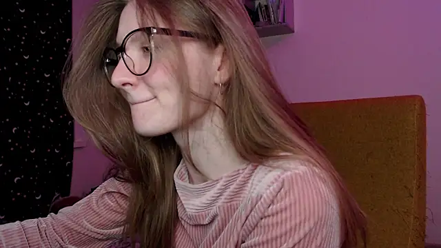 mollytuck online show from February 23, 2025, 2:14 pm