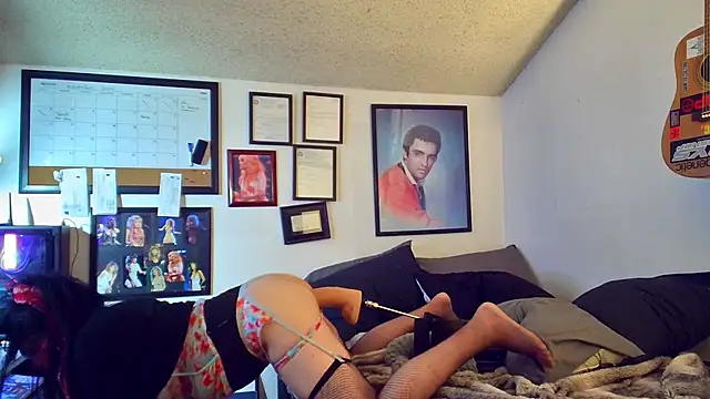 Snapshot of DoMeDoggyDiana chatting on December 30, 2024, 10:43 am DoMeDoggyDiana online show from December 30, 2024, 10:43 am