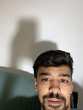 Snapshot of Hermanooooooo chatting on July 28, 2026, 11:50 am Hermanooooooo online show from July 28, 2026, 11:50 am