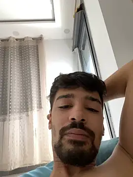 Snapshot of Hermanooooooo chatting on July 23, 2026, 11:07 am Hermanooooooo online show from July 23, 2026, 11:07 am