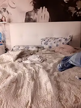 Snapshot of MarikaWild93 chatting on March 27, 2026, 10:22 pm MarikaWild93 online show from March 27, 2026, 10:22 pm