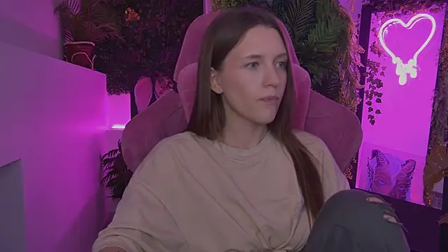 JennyDens online show from July 7, 2026, 3:37 pm